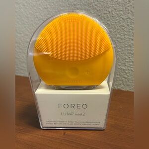New - never opened- Foreo Luna Mini 2